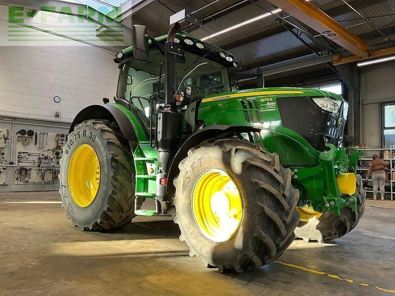 John Deere 6175 r - Traktor: billede 2 John Deere 6175 r - Traktor: billede 2