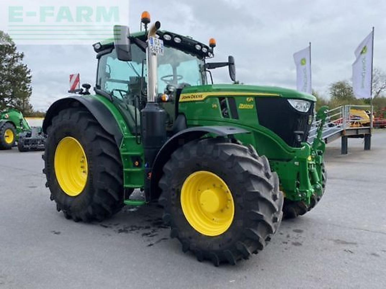 John Deere 6r215 - Traktor: billede 3 John Deere 6r215 - Traktor: billede 3