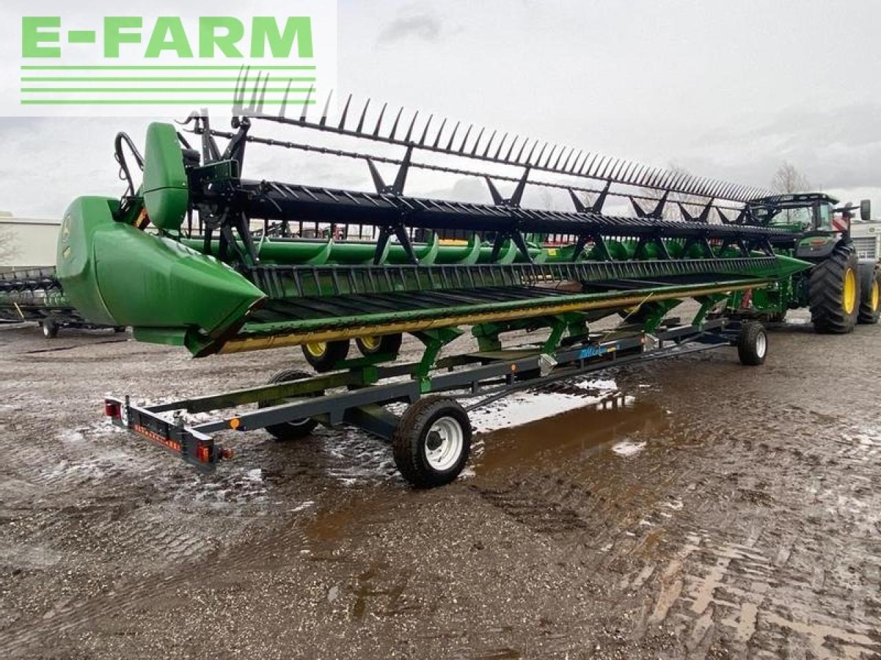 John Deere 735d (10,66m) - Skærebord til korn: billede 3 John Deere 735d (10,66m) - Skærebord til korn: billede 3