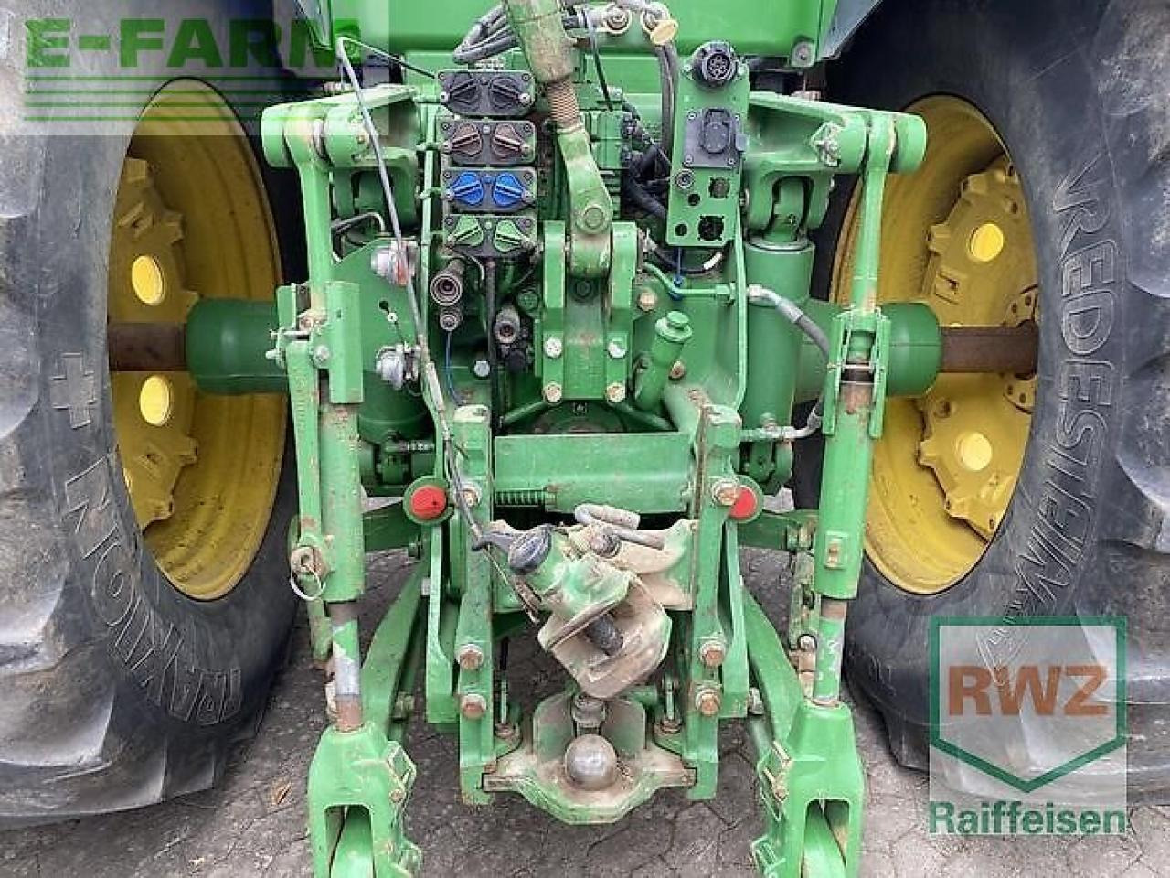 John Deere 8245r - Traktor: billede 4 John Deere 8245r - Traktor: billede 4