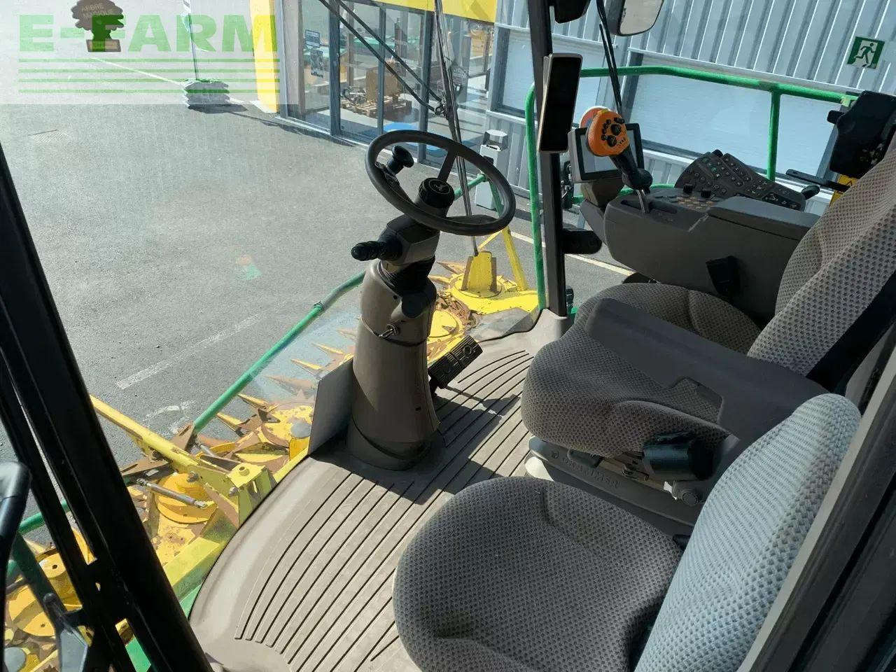 John Deere 8600 - Grønthøster: billede 2 John Deere 8600 - Grønthøster: billede 2