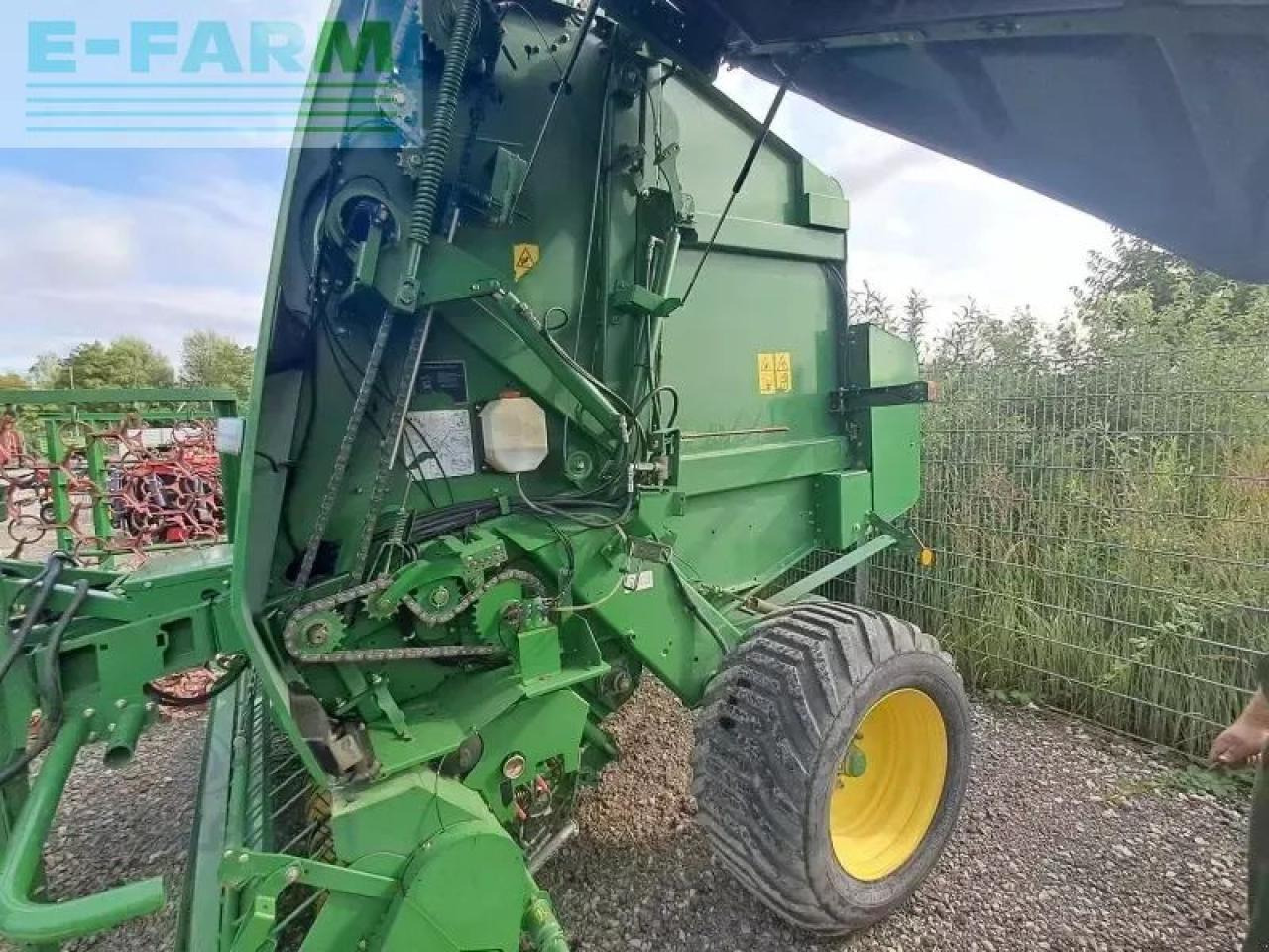 John Deere 864 premium - Firkant ballepresse: billede 2 John Deere 864 premium - Firkant ballepresse: billede 2