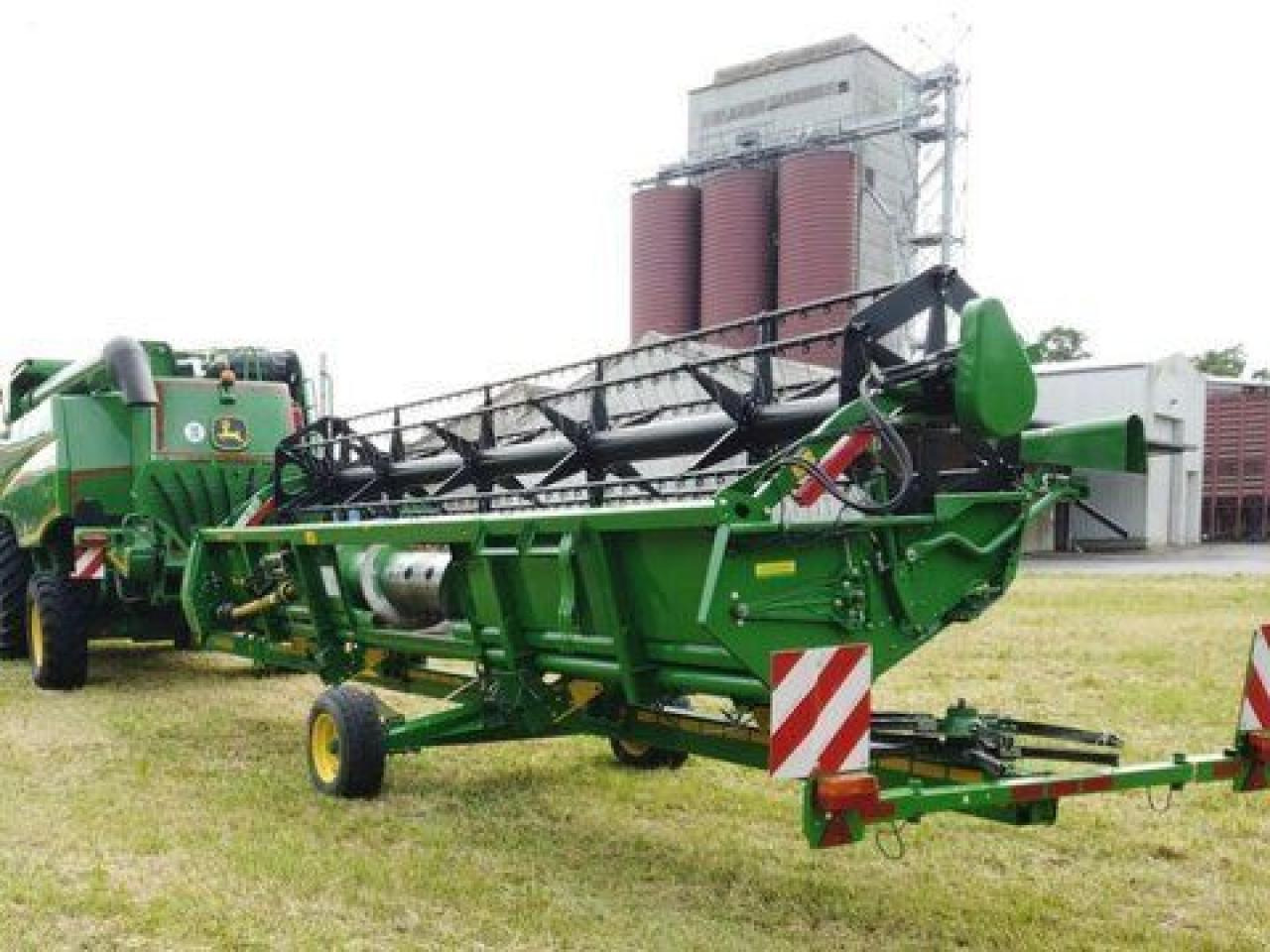 John Deere mähdrescher t 550 i - Mejetærsker: billede 4 John Deere mähdrescher t 550 i - Mejetærsker: billede 4