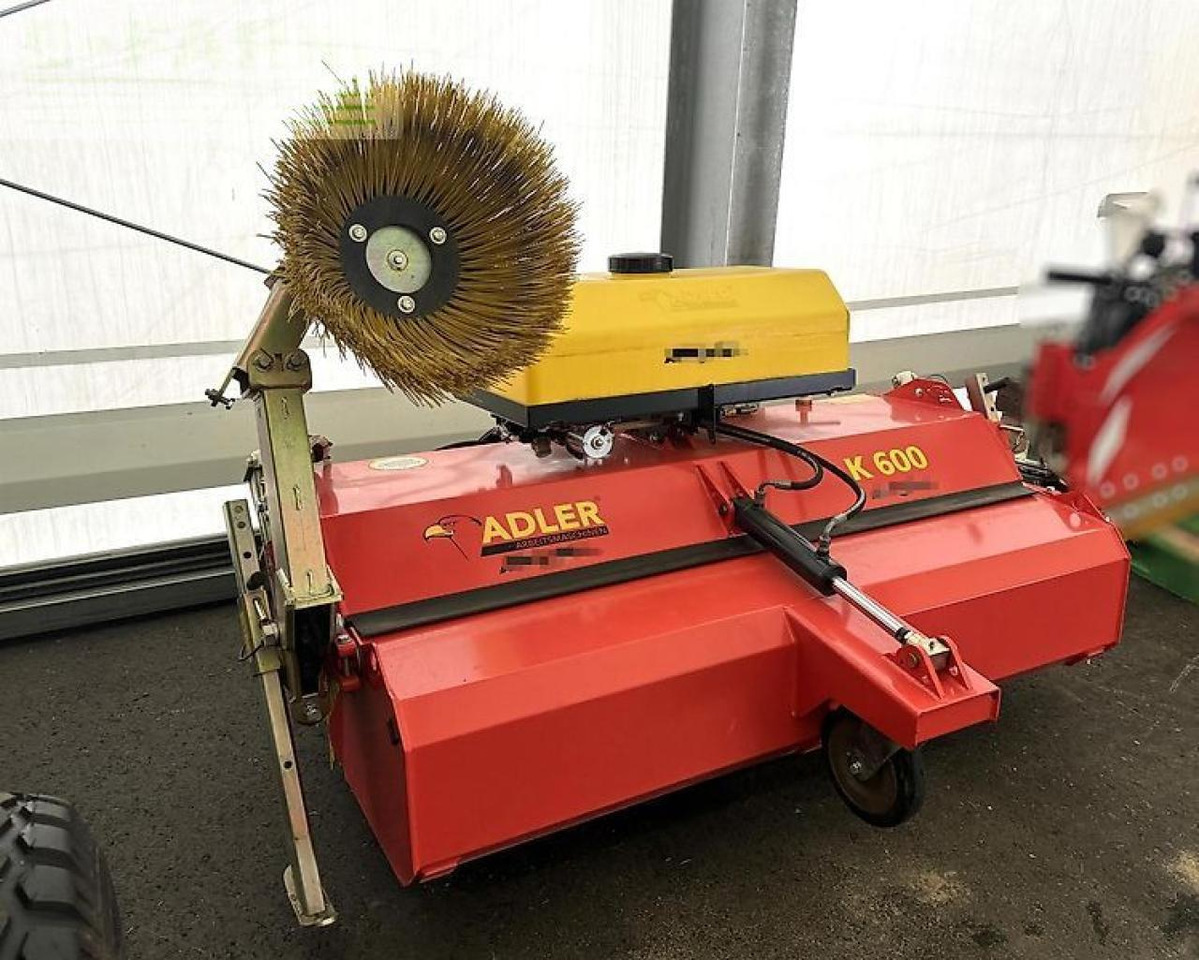 Kioti ck 5030 ch + 6 x anbaugeräte - Traktor: billede 3 Kioti ck 5030 ch + 6 x anbaugeräte - Traktor: billede 3