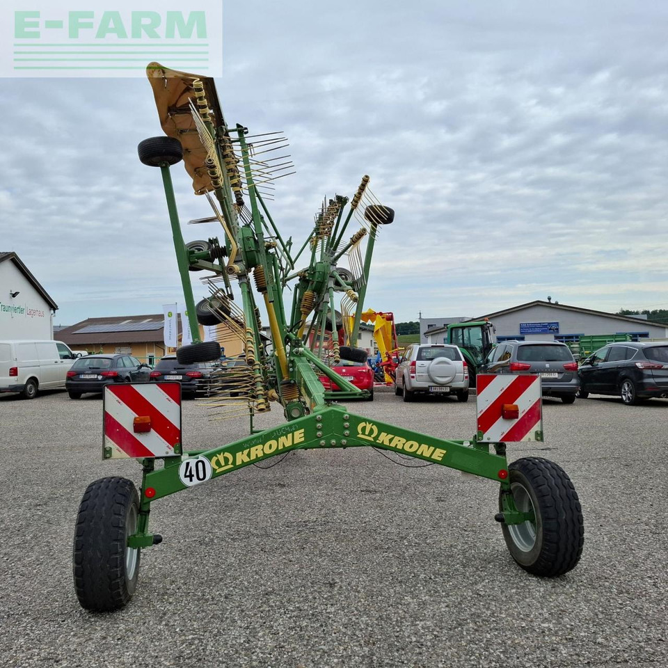 Krone Schwader - Høvender: billede 5 Krone Schwader - Høvender: billede 5