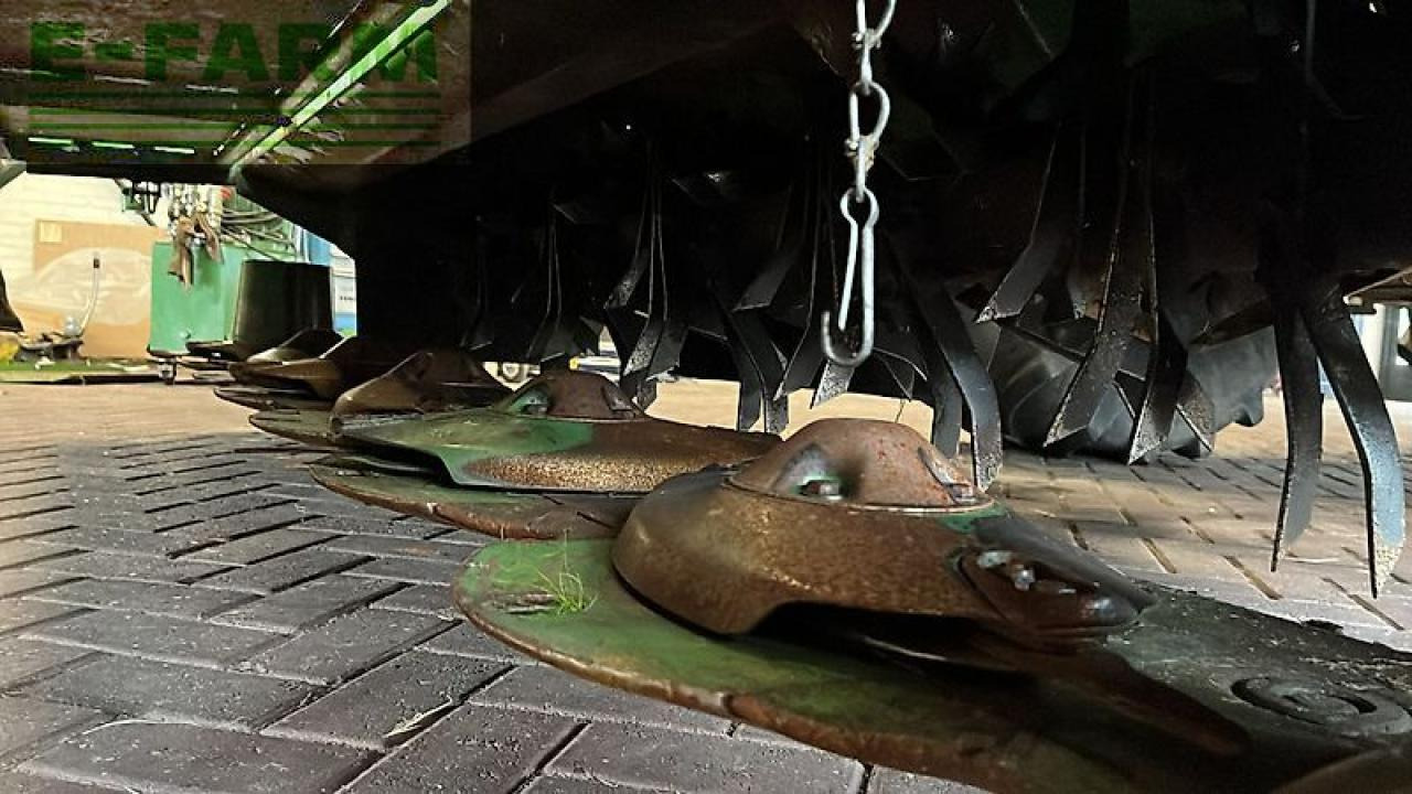 Krone ec b 870 cv collect + krone ec f 320 cv - Slåmaskine: billede 4 Krone ec b 870 cv collect + krone ec f 320 cv - Slåmaskine: billede 4