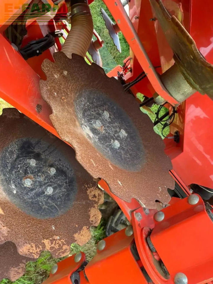 Kubota sc 1401 cf - Præcisionssåmaskine: billede 5 Kubota sc 1401 cf - Præcisionssåmaskine: billede 5