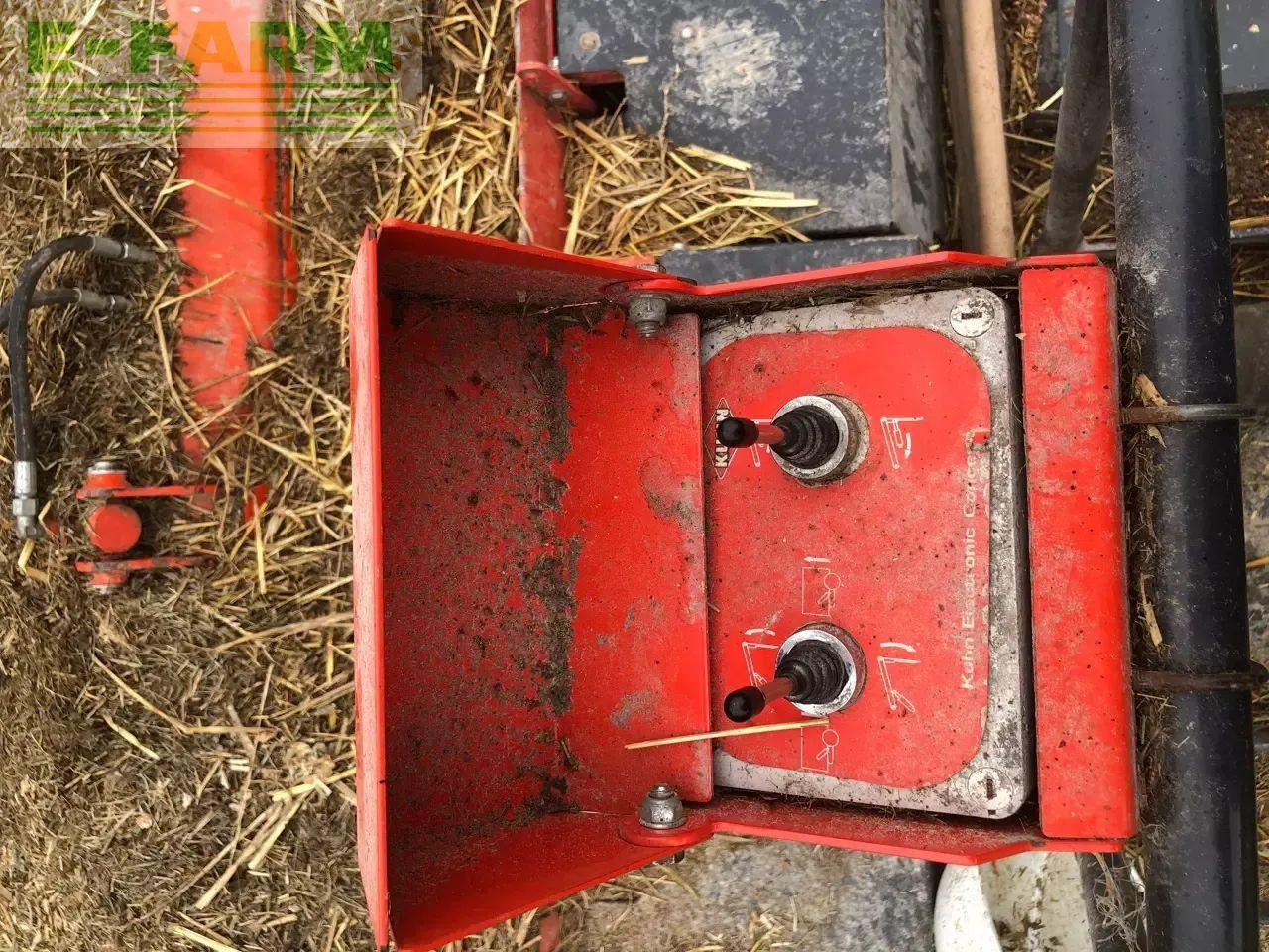 Kuhn altor 6070 - Udstyr til ensilage: billede 5 Kuhn altor 6070 - Udstyr til ensilage: billede 5