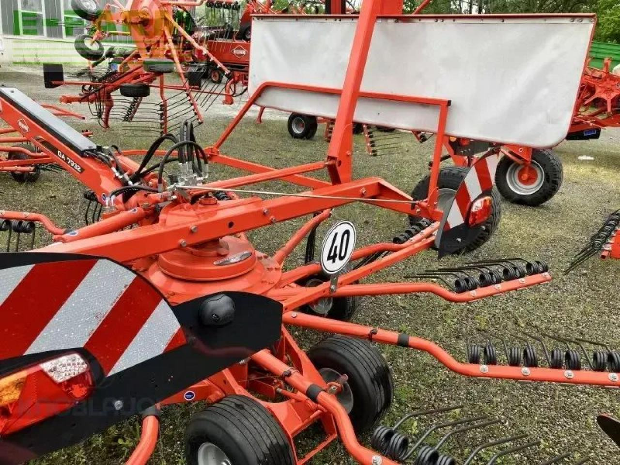 Kuhn ga 7932 - Høvender: billede 3 Kuhn ga 7932 - Høvender: billede 3