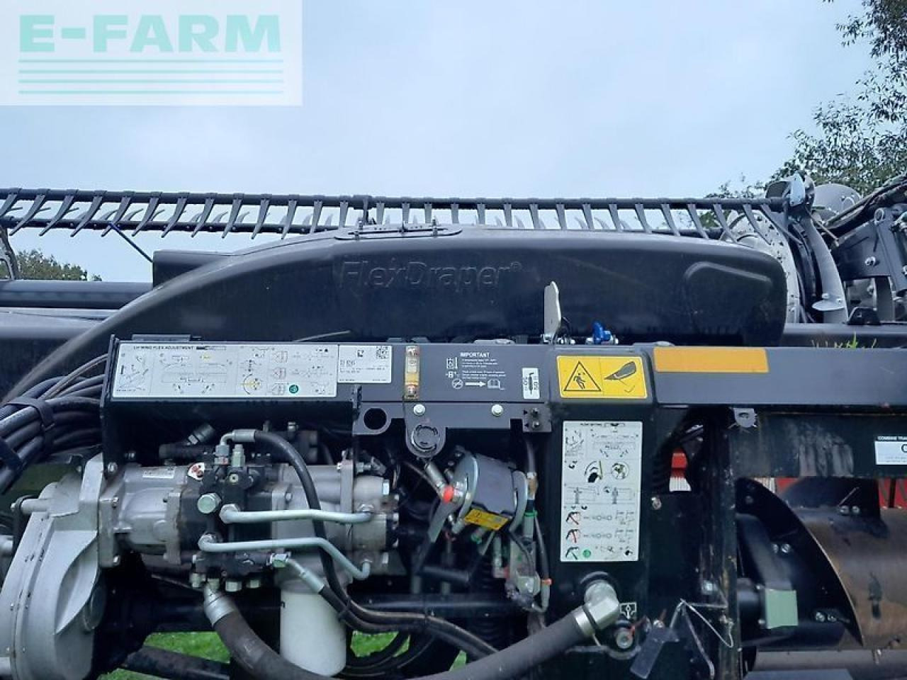 MacDon fd 235 flexdraper - 10,6m / adapter case - Tilbehør til grønthøster: billede 4 MacDon fd 235 flexdraper - 10,6m / adapter case - Tilbehør til grønthøster: billede 4