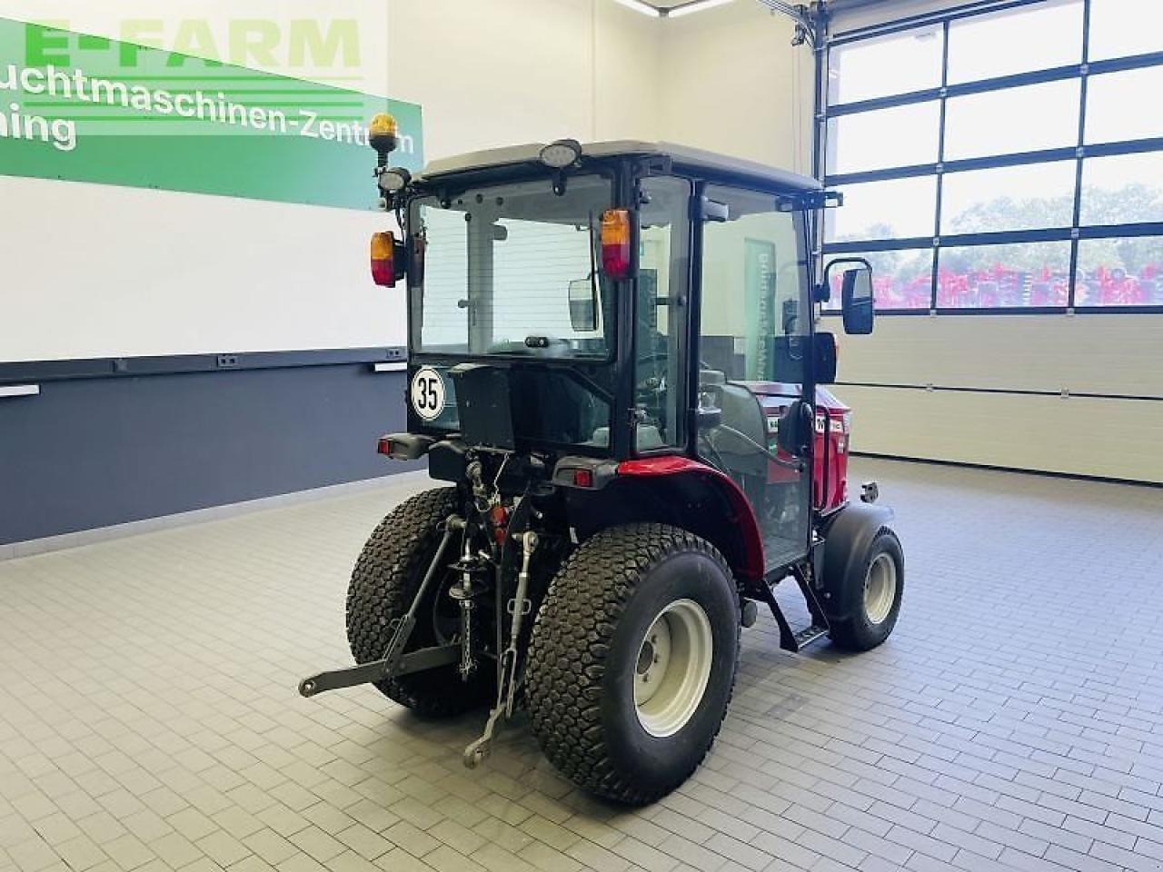 Massey Ferguson 1740m hc inkl. schild/streuer - Traktor: billede 5 Massey Ferguson 1740m hc inkl. schild/streuer - Traktor: billede 5