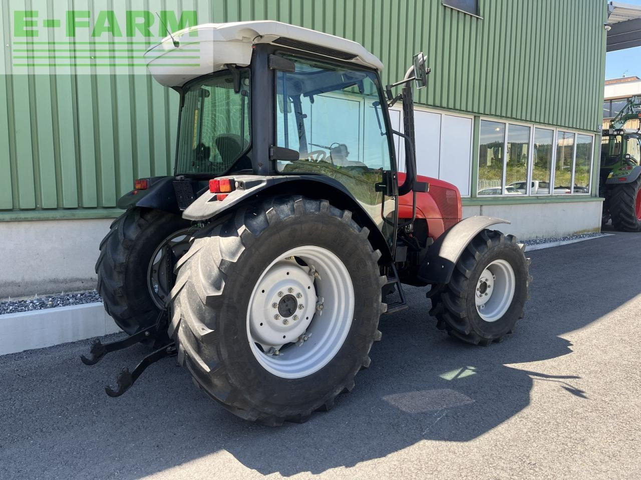 Traktor Massey Ferguson 2435: billede 9