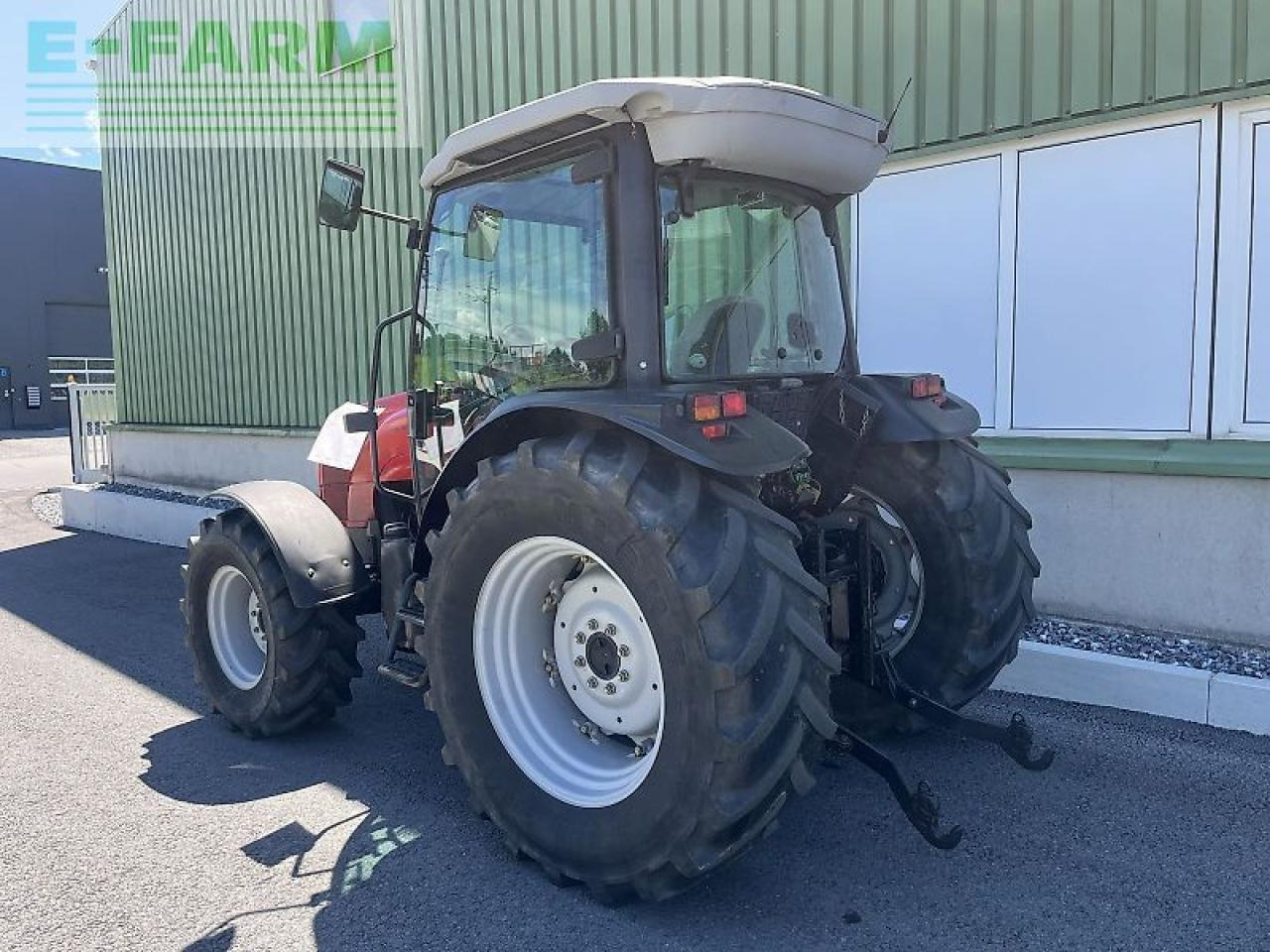 Massey Ferguson 2435 - Traktor: billede 3 Massey Ferguson 2435 - Traktor: billede 3