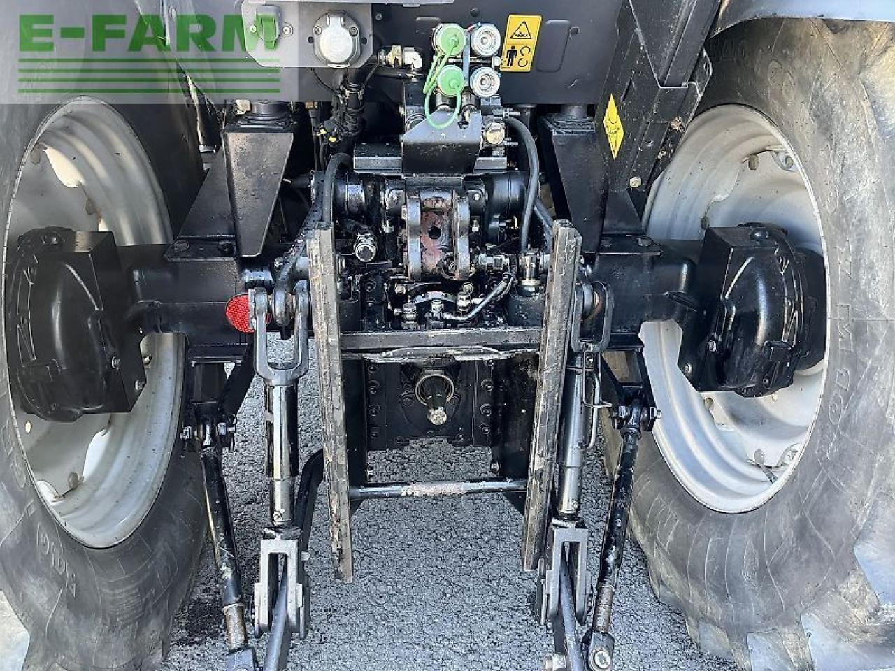 Massey Ferguson 2435 - Traktor: billede 5 Massey Ferguson 2435 - Traktor: billede 5