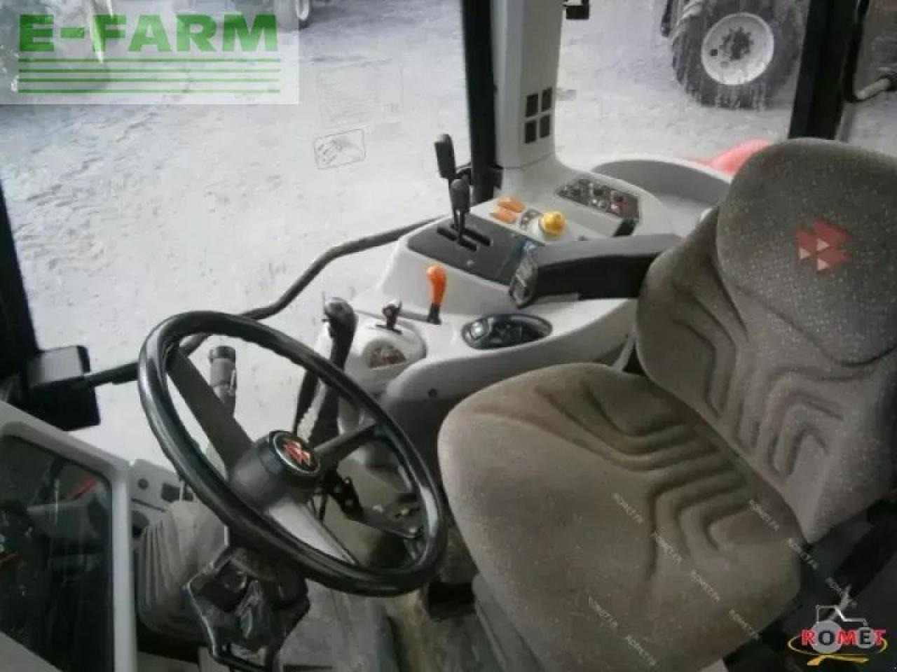 Massey Ferguson 5460 - Traktor: billede 4 Massey Ferguson 5460 - Traktor: billede 4