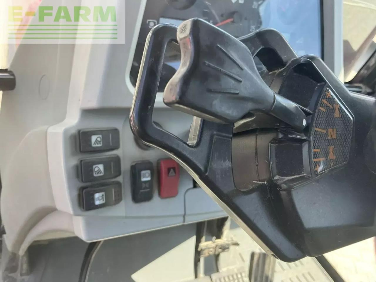 Massey Ferguson 5470dyna4 - Traktor: billede 5 Massey Ferguson 5470dyna4 - Traktor: billede 5