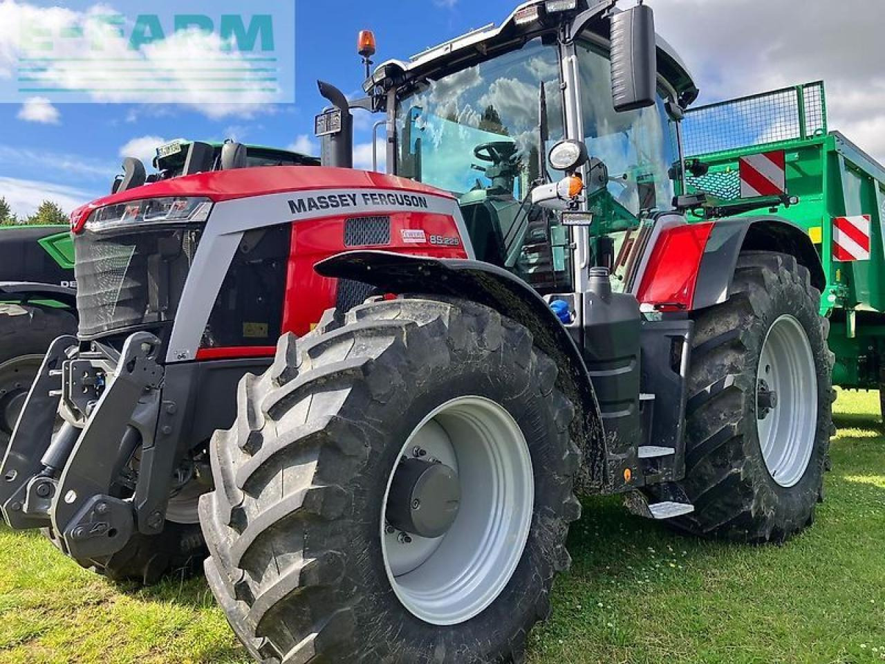Massey Ferguson 8s.225 dyna e-power - Traktor: billede 1 Massey Ferguson 8s.225 dyna e-power - Traktor: billede 1