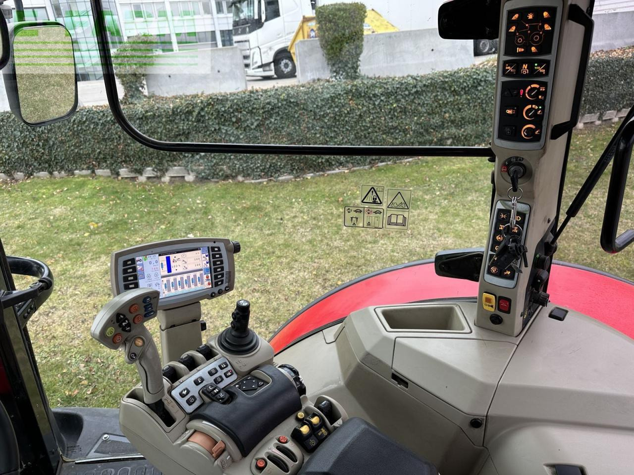 Massey Ferguson mf 8737 - Traktor: billede 2 Massey Ferguson mf 8737 - Traktor: billede 2