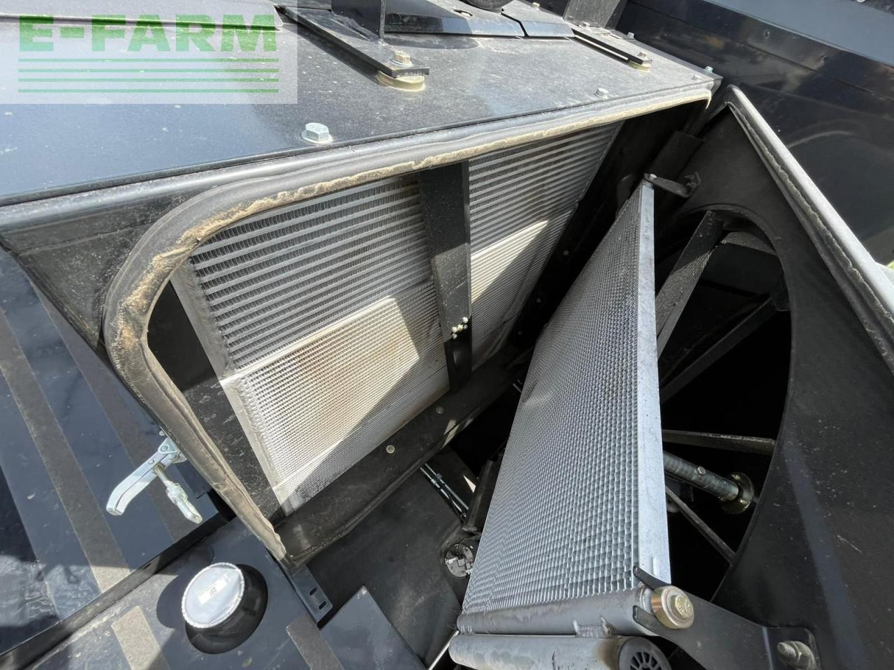 Mejetærsker New Holland CX 6.90: billede 13