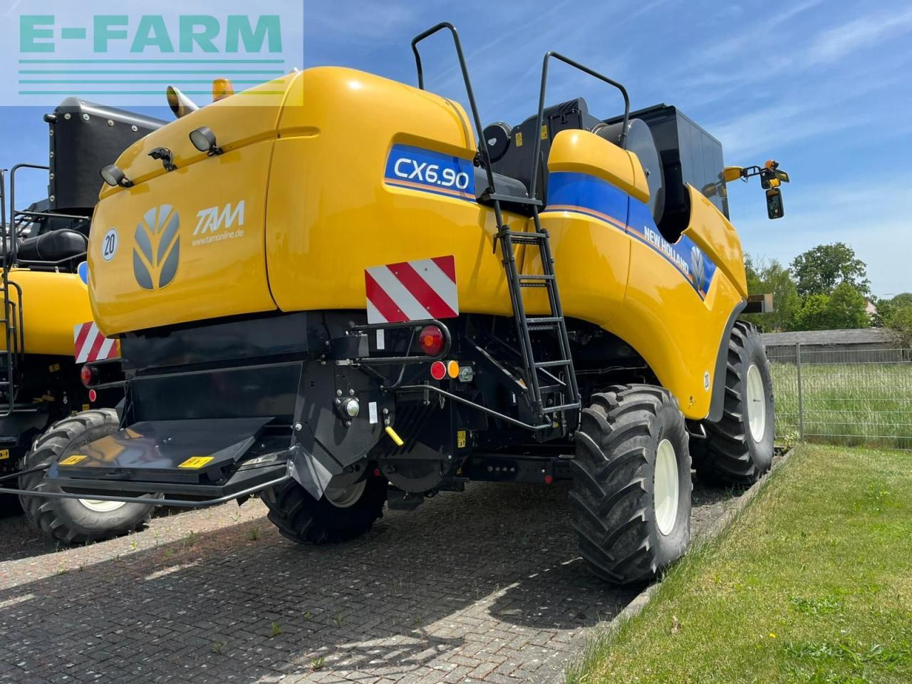 Mejetærsker New Holland CX 6.90: billede 25