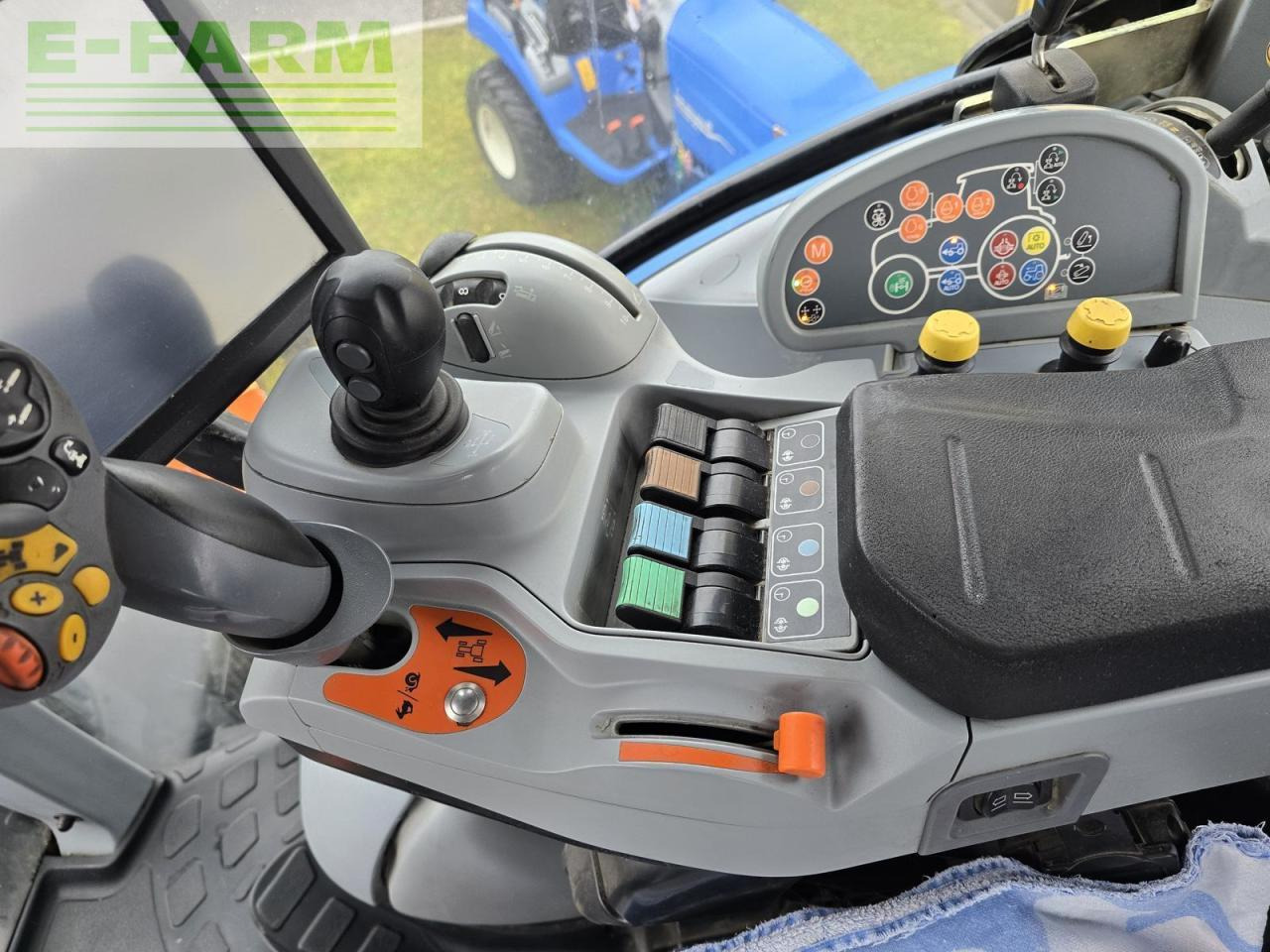 New Holland t7.185 auto command - Traktor: billede 4 New Holland t7.185 auto command - Traktor: billede 4