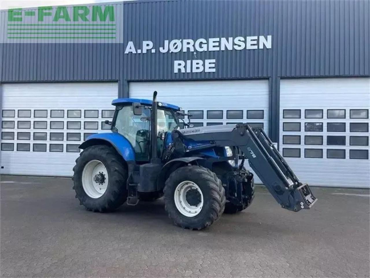 New Holland t7.220 med alø frontlæsser - Traktor: billede 1 New Holland t7.220 med alø frontlæsser - Traktor: billede 1