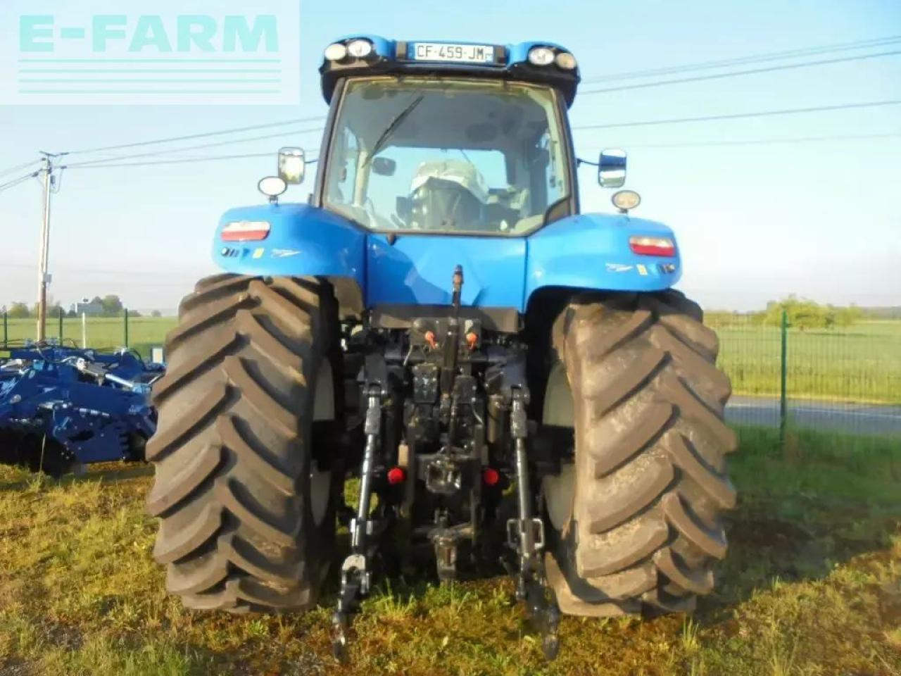 New Holland t8.330 - Traktor: billede 3 New Holland t8.330 - Traktor: billede 3