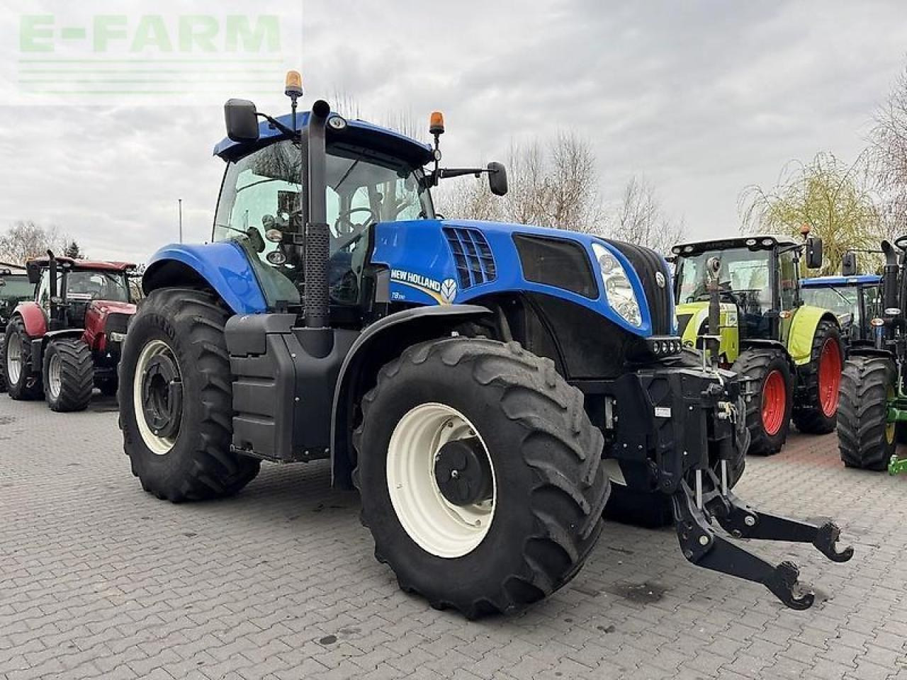 New Holland t8.330 ultra command - Traktor: billede 4 New Holland t8.330 ultra command - Traktor: billede 4