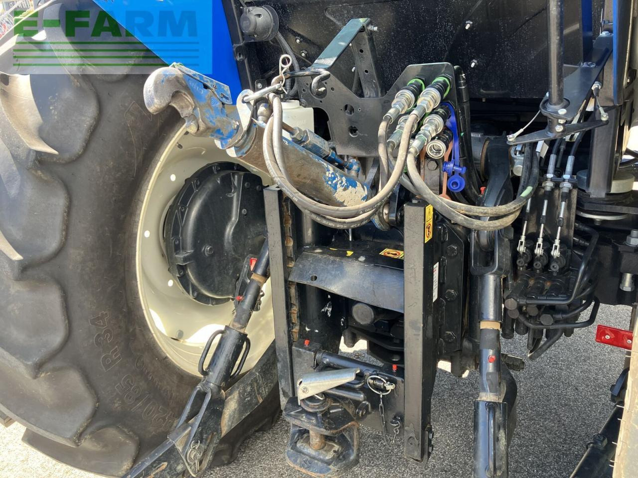 Traktor New Holland td5.85: billede 23 Traktor New Holland td5.85: billede 23