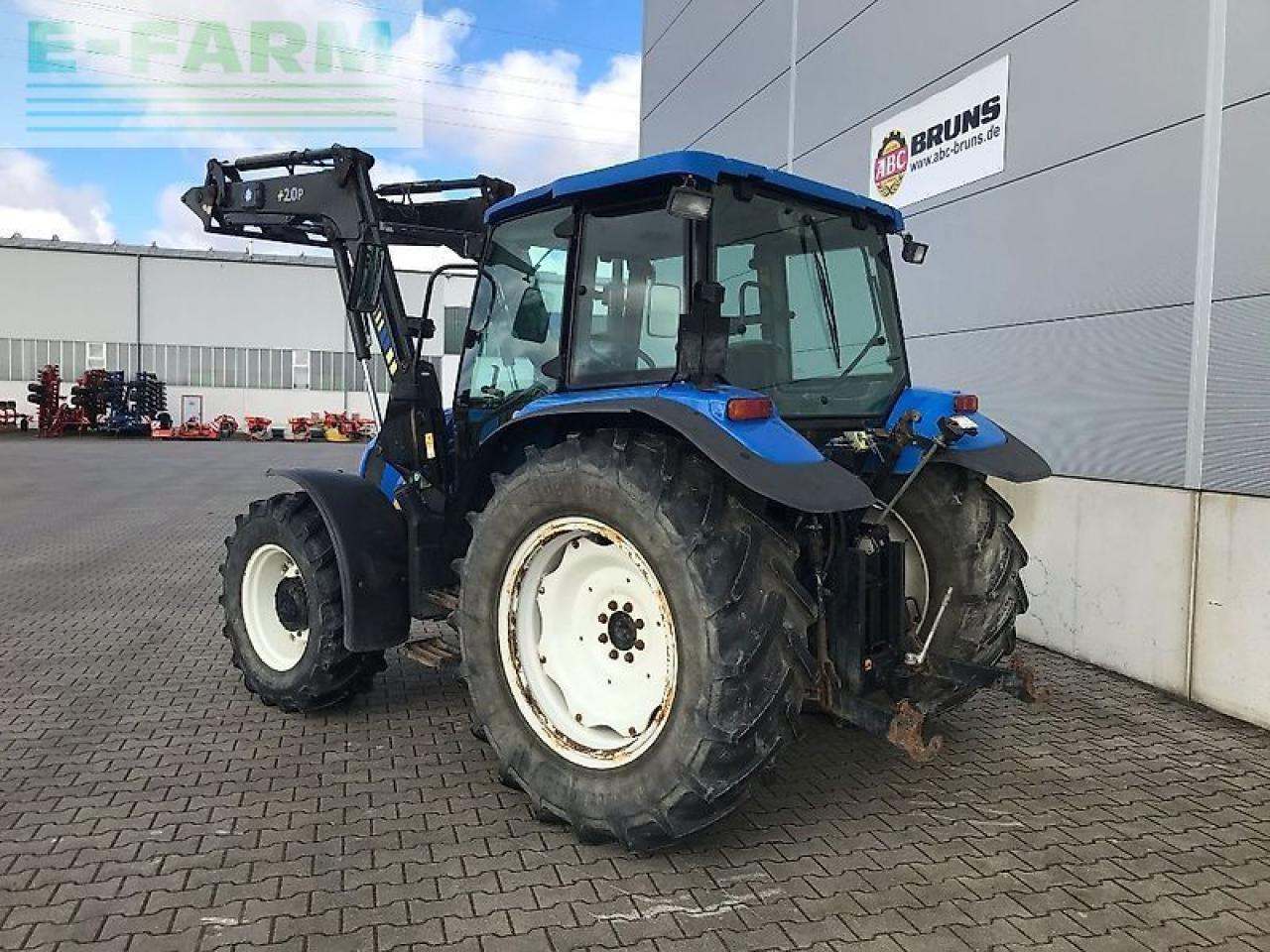 New Holland tl 90 a dt A - Traktor: billede 4 New Holland tl 90 a dt A - Traktor: billede 4