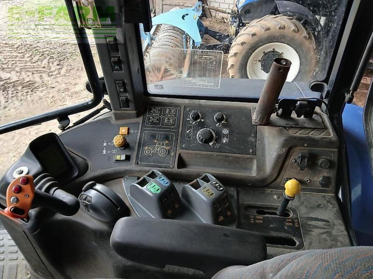 New Holland tm 190 19/6 - Traktor: billede 5 New Holland tm 190 19/6 - Traktor: billede 5