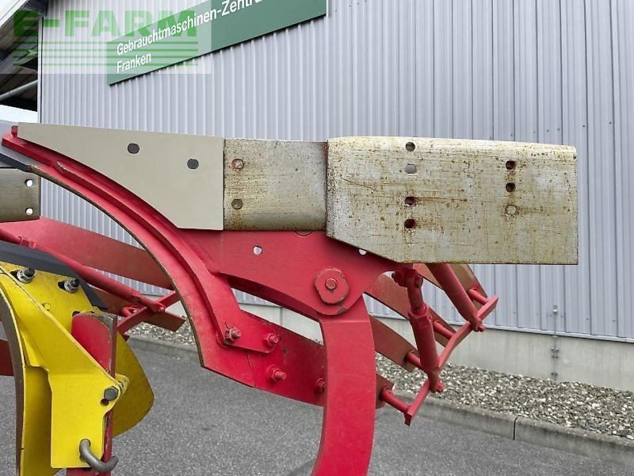 Plov Pöttinger servo 3000 plus nova 4-scharig: billede 7 Plov Pöttinger servo 3000 plus nova 4-scharig: billede 7