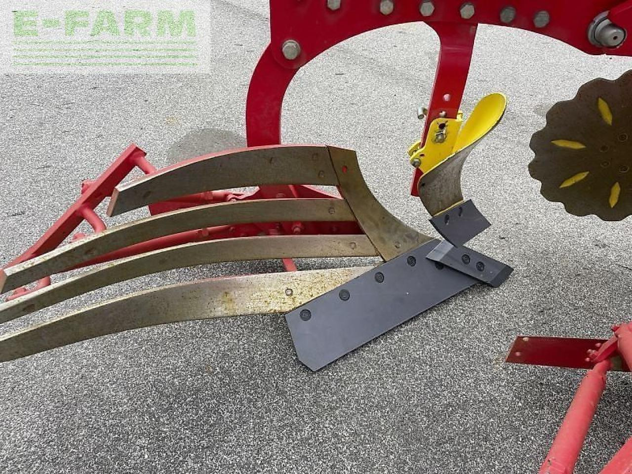 Plov Pöttinger servo 3000 plus nova 4-scharig: billede 14 Plov Pöttinger servo 3000 plus nova 4-scharig: billede 14