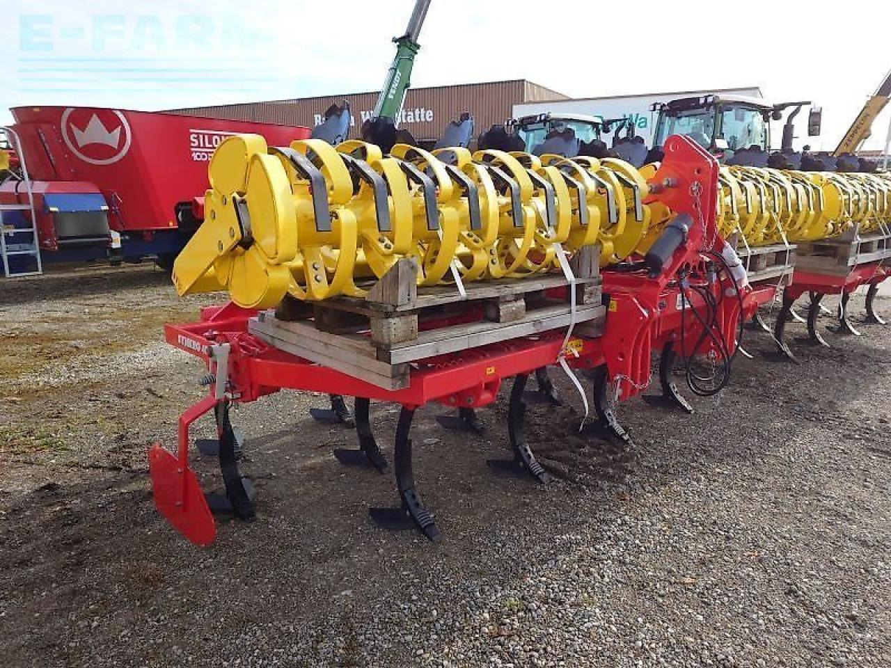 Pöttinger synkro 4030 k nova - Kultivator: billede 1 Pöttinger synkro 4030 k nova - Kultivator: billede 1