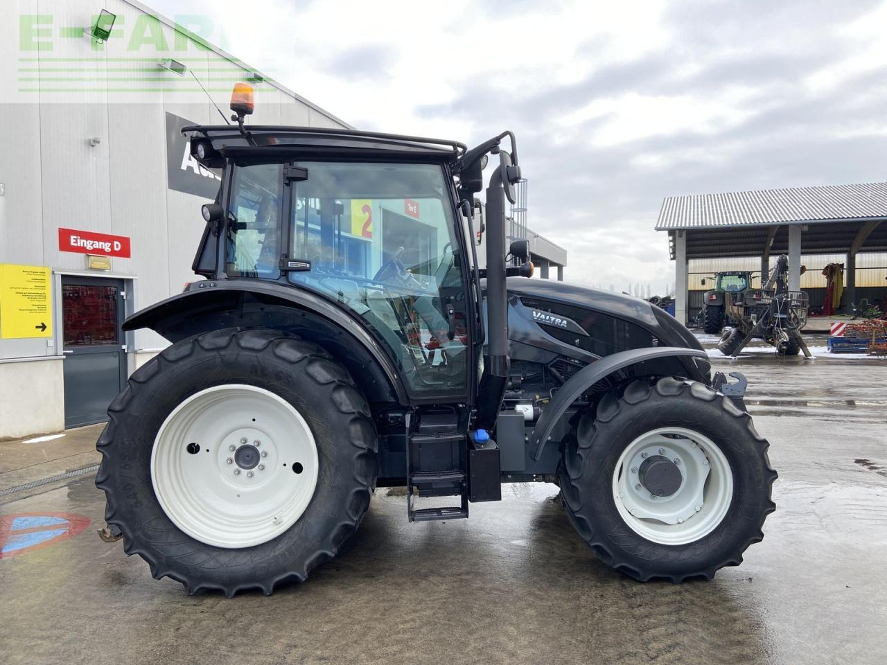 Valtra a 114 - Traktor: billede 4 Valtra a 114 - Traktor: billede 4