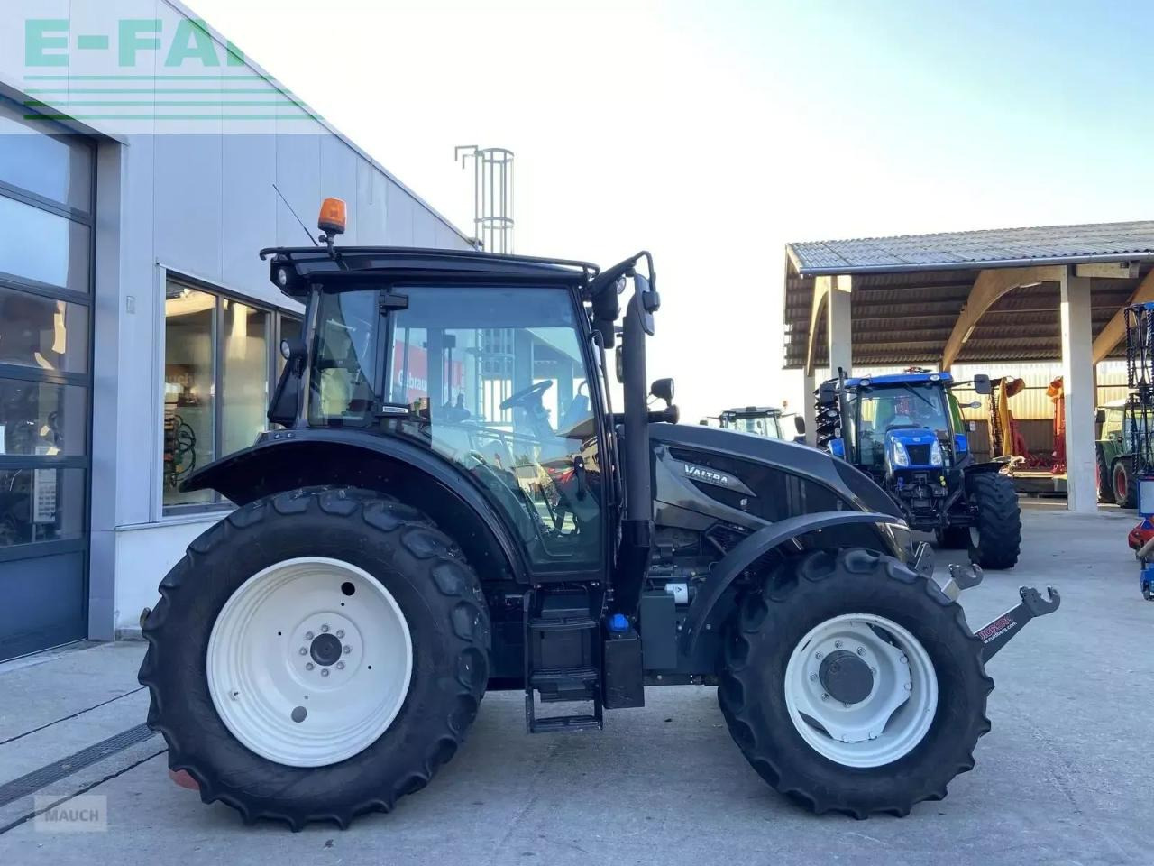 Valtra a 114 - Traktor: billede 4 Valtra a 114 - Traktor: billede 4