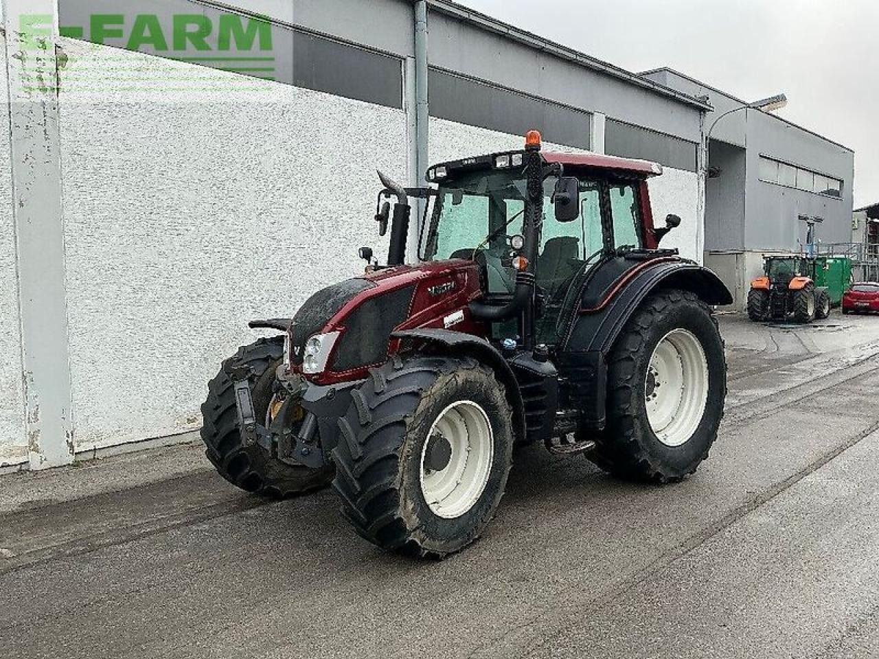 Valtra n 123 - Traktor: billede 2 Valtra n 123 - Traktor: billede 2