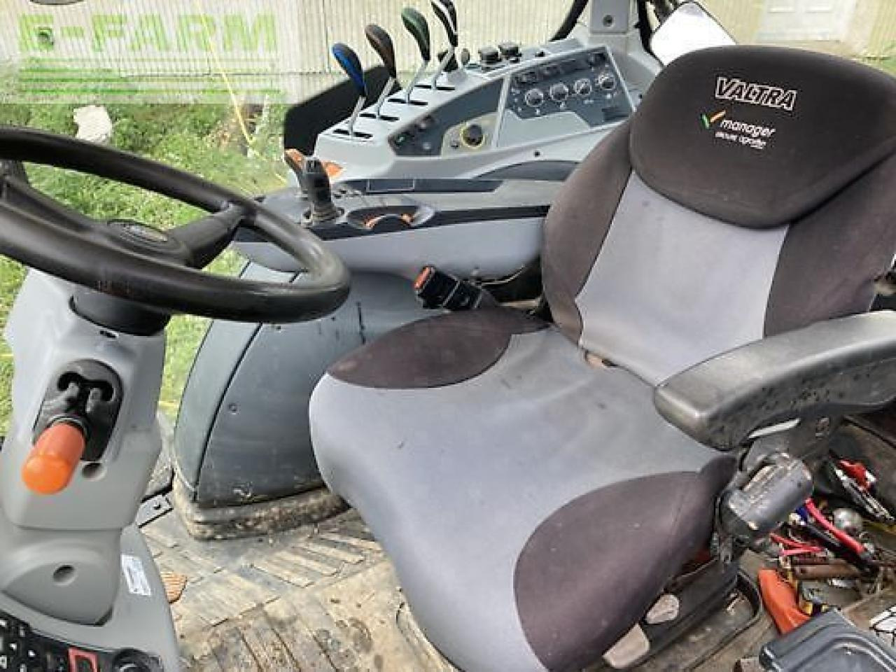 Traktor Valtra n134 active Active: billede 8 Traktor Valtra n134 active Active: billede 8