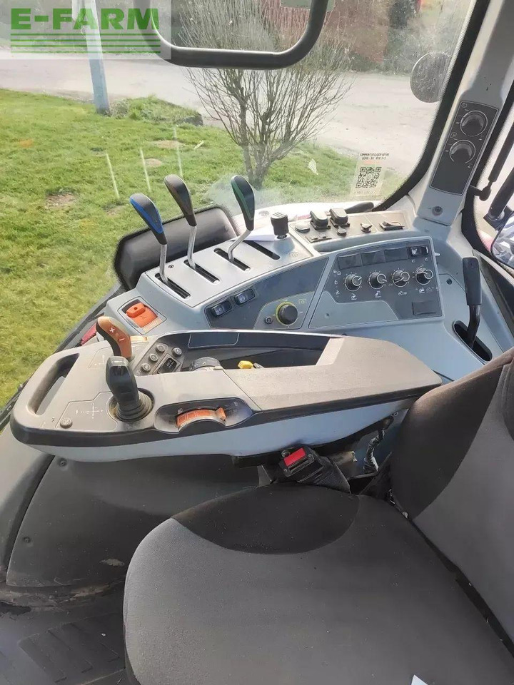 Valtra n135 h - Traktor: billede 5 Valtra n135 h - Traktor: billede 5