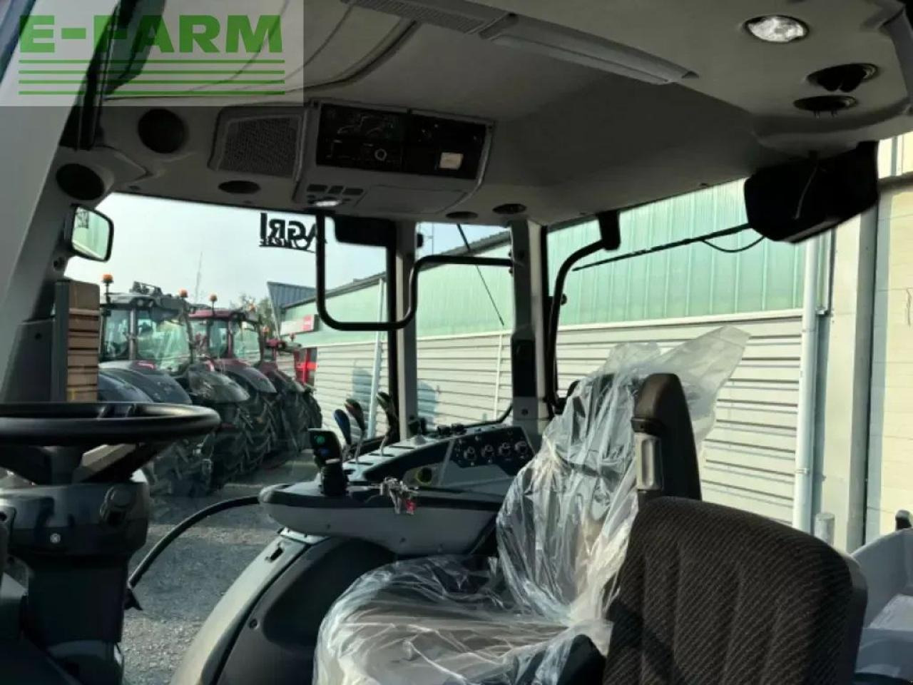Valtra n135h - Traktor: billede 5 Valtra n135h - Traktor: billede 5