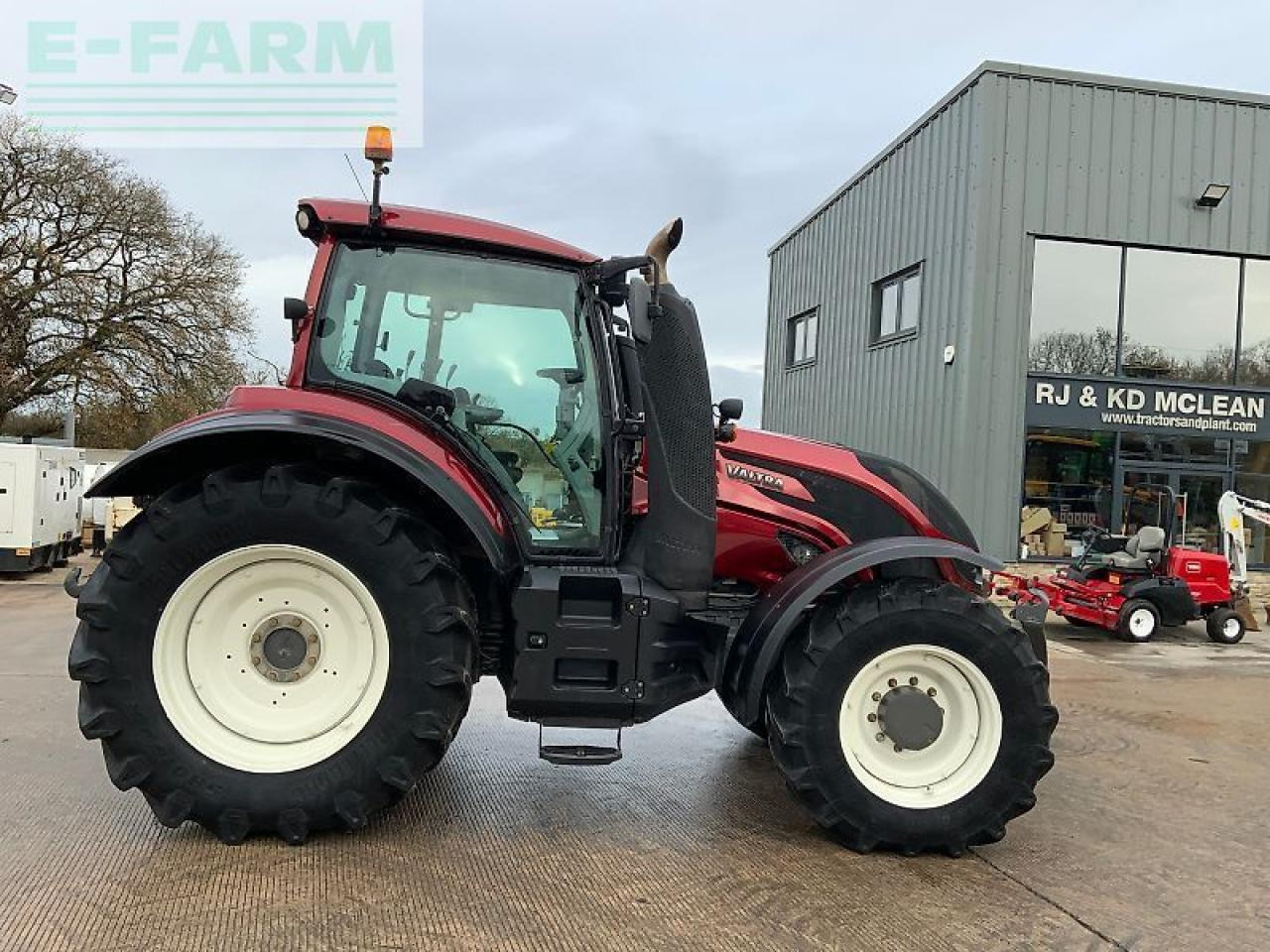 Valtra t154 active tractor (st25061) Active - Traktor: billede 1 Valtra t154 active tractor (st25061) Active - Traktor: billede 1