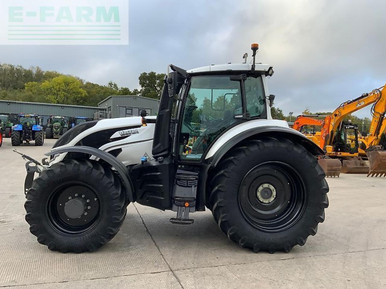 Valtra t235 versu tractor (st24702) Versu - Traktor: billede 5 Valtra t235 versu tractor (st24702) Versu - Traktor: billede 5