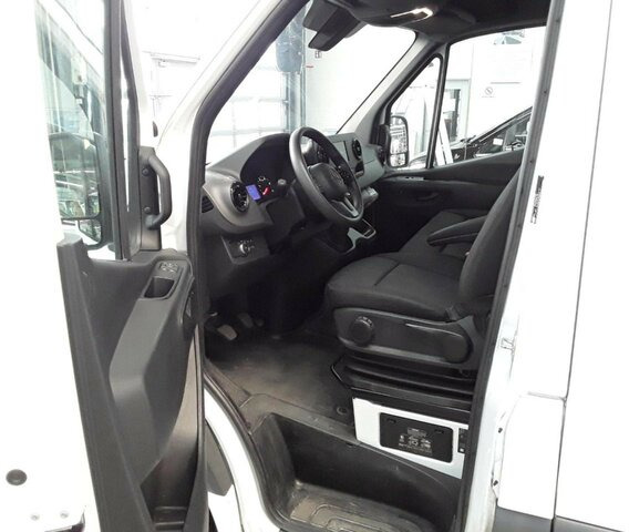 Varevogn MERCEDES-BENZ Sprinter 315 Maxi,MBUX,Kamera,Tempomat...: billede 19 Varevogn MERCEDES-BENZ Sprinter 315 Maxi,MBUX,Kamera,Tempomat...: billede 19