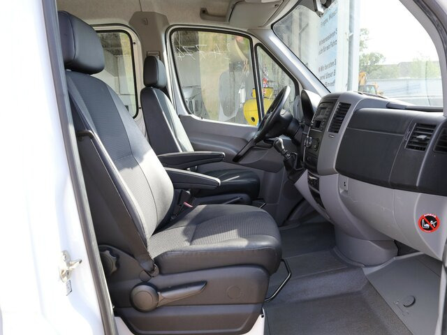 MERCEDES-BENZ Sprinter 316CDI DOKA,Allrad,AHK,TCO,Standhzg. - Varebil med presenning, Mandskabsbil: billede 2 MERCEDES-BENZ Sprinter 316CDI DOKA,Allrad,AHK,TCO,Standhzg. - Varebil med presenning, Mandskabsbil: billede 2