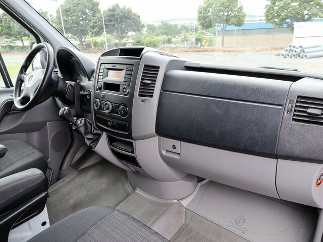 MERCEDES-BENZ Sprinter 316CDI DOKA,Allrad,Klima - Varebil med presenning, Mandskabsbil: billede 3 MERCEDES-BENZ Sprinter 316CDI DOKA,Allrad,Klima - Varebil med presenning, Mandskabsbil: billede 3