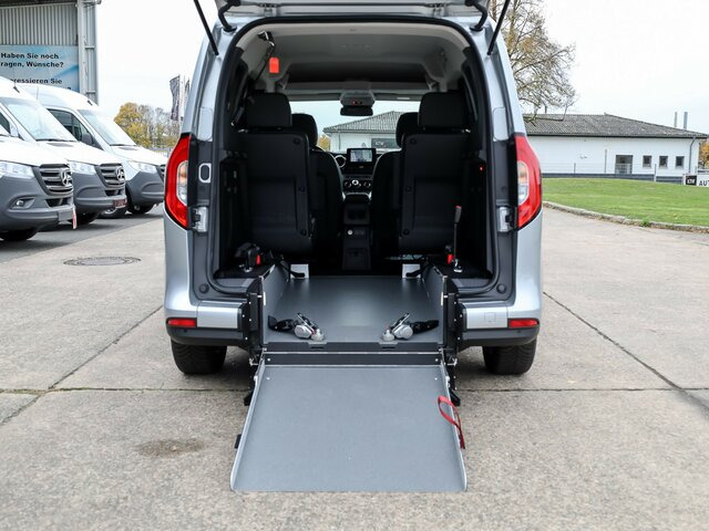 MERCEDES-BENZ T 180 Progressive,AMF Rollstuhlrampe,LED,Navi... - Persontransport: billede 2 MERCEDES-BENZ T 180 Progressive,AMF Rollstuhlrampe,LED,Navi... - Persontransport: billede 2