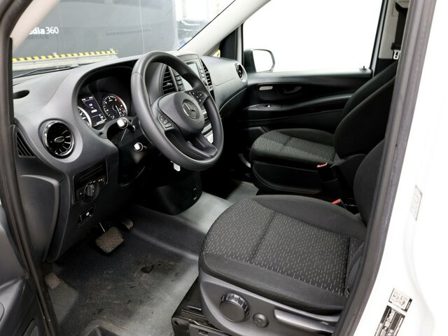 MERCEDES-BENZ Vito 114 TourerPro,lang,Automatik,8Sitze,Kamera... - Minibus, Persontransport: billede 2 MERCEDES-BENZ Vito 114 TourerPro,lang,Automatik,8Sitze,Kamera... - Minibus, Persontransport: billede 2