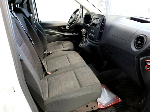 Små varebil MERCEDES-BENZ Vito114CDI KA lang ,Klima,Sortimo Regalsystem...: billede 15