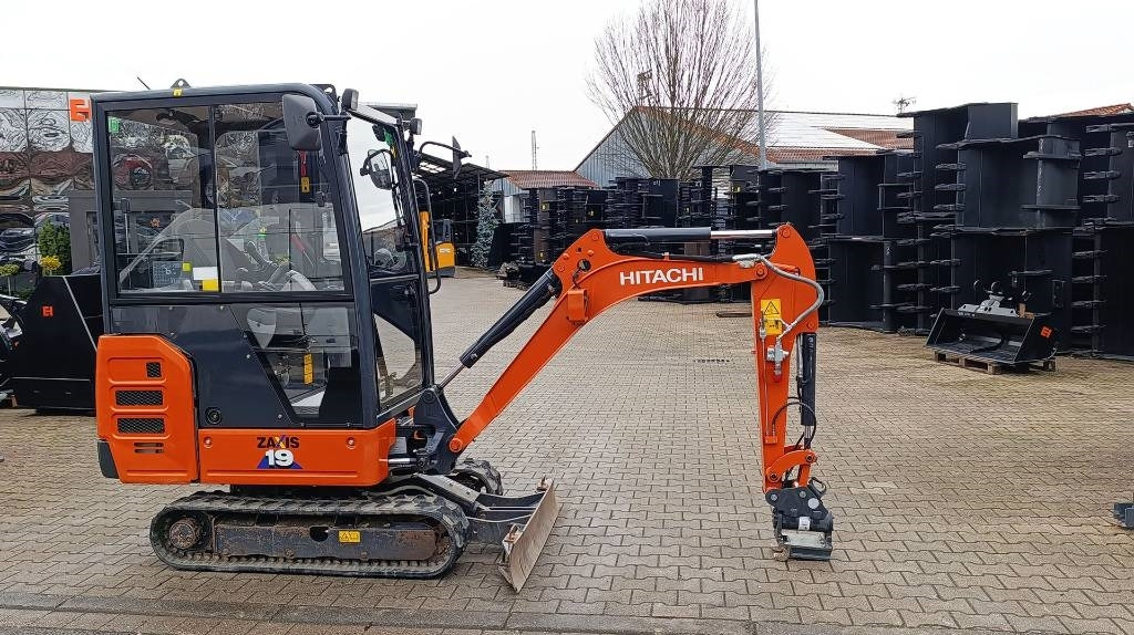 Hitachi ZX 19-6CR nur 683 Bh, Powertilt mit SW MS01 - Minigravemaskine: billede 5 Hitachi ZX 19-6CR nur 683 Bh, Powertilt mit SW MS01 - Minigravemaskine: billede 5