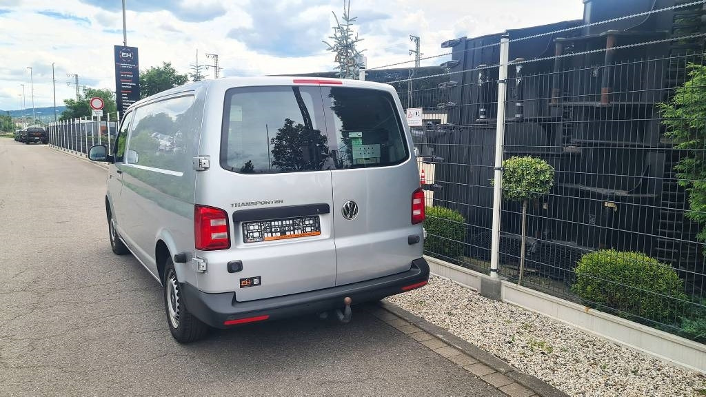 Små varebil Volkswagen T6 2.0 TDI Kasten- Werkstattwagen, Klima, 3-Sitzer: billede 11 Små varebil Volkswagen T6 2.0 TDI Kasten- Werkstattwagen, Klima, 3-Sitzer: billede 11
